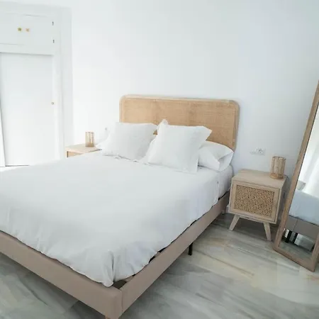 شقة Spacious Three Bedroom Penthouse فوينخيرولا